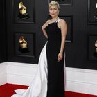 Grammy Awards 2022, i premi. Lady Gaga si commuove per Tonny Bennett malato: «Ci manchi».