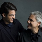 Andrea Bocelli e il figlio Matteo, il tour in giro per il mondo