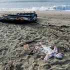 Strage di Cutro, trovato il corpo di un bambino in mare: «Non aveva più di 3 anni». È la 69esima vittima del naufragio