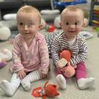 Il miracolo delle gemelline nate 10 settimane prima: «I medici le davano per spacciate, pesavano 900 grammi»