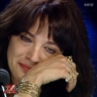 X Factor 12, Asia Argento in lacrime per la canzone di Elena Piacentini che le ricorda Anthony Bourdain