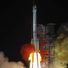 Sonda cinese atterra «con successo» sulla faccia nascosta della luna