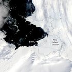 Antartide, il distacco di un iceberg gigante ripreso dal satellite