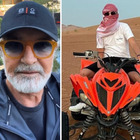Briatore e il figlio Nathan Falco a Dubai, la foto nel deserto scatena gli hater: «Antipatici». L'imprenditore: rosiconi