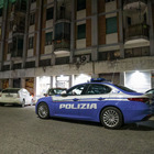 Roma, agguato al Tufello: entrano in casa e sparano, 46enne gambizzato da due sicari