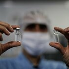 Vaccino Covid, Moderna chiede autorizzazione a Usa ed Europa: «Efficace al 94,1% e al 100% per casi gravi»