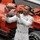 Hamilton: «La gara più difficile. Ho lottato con lo spirito di Lauda»