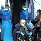 Bergamo senza medici e infermieri: appello per far tornare al lavoro quelli in pensione