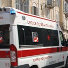 Malore al volante dell'auto: uomo di 42 anni esce di strada e muore a Torino