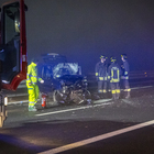 Incidente in A4, scontro tra due furgoni nella notte: due morti e due feriti