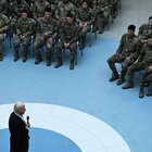 Biden parla alle truppe americane in Polonia