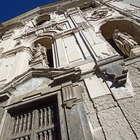 Napoli, chiesa del Seicento trasformata in discoteca: il caso accende la politica