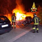 Incendio nella notte: distrutta un'Audi parcheggiata per strada