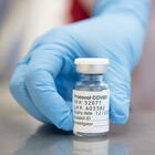 Vaccino AstraZeneca, studio su Lancet: «Efficace al 76% dopo una dose»