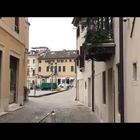 Treviso spettrale, e in piazza dei Signori rimbomba il suono delle campane Video