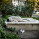 Sottopassi occupati dai senzatetto