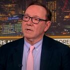 immagine Kevin Spacey scoppia in lacrime e confessa in diretta il pignoramento della sua casa: «Non so dove vivrò adesso»