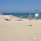 Pietre aguzze sul fondale a riva, proteste dalla “Spiaggia dei fachiri”