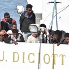 A Pozzallo la nave Diciotti con 509 profughi a bordo