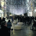 Shopping natalizio, via in sordina: frenata sui regali ma i commercianti sperano negli affari dei prossimi giorni