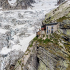 Ghiacciaio Monte Bianco, fronte franoso si spacca e raddoppia la velocità