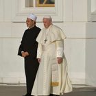 Papa Francesco negli Emirati Arabi: «Si è schiavi senza libertà religiosa»