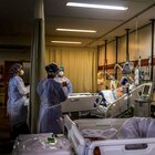 Lo studio: «I morti dovuti alle conseguenze psicologiche (e non) della pandemia superano quelli per il virus»
