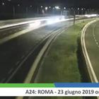 Terremoto a Roma, la scossa ripresa dalle telecamere dell'autostrada