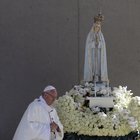 Papa Francesco proclama santi i due pastorelli che videro la Madonna di Fatima