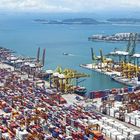 Istat, crolla il commercio estero: a marzo -16,8% import ed export