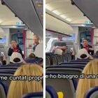 La hostess napoletana scherza poco prima dell'atterraggio VIDEO