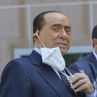 Berlusconi ricoverato da tre settimane, processo Ruby Ter sospeso: «Strascichi del Covid»