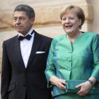 Merkel, voci di separazione: il marito lavorerà in Italia (e forse c'entra un'altra donna)