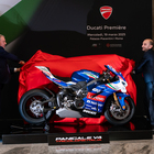 Ducati svela al MIMIT l'esclusiva Panigale V4 Tricolore Italia. Serie speciale celebra l'eccellenza italiana nelle due ruote
