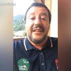 Migranti, Salvini in diretta Facebook con la figlia: «Papà sta lavorando, vai a vedere i Paw Patrol»