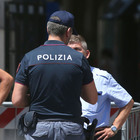 Milano, 70enne violentata: fermato romeno già condannato per stupro. Salvini: «Castrazione chimica»