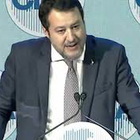 Sciopero dei trasporti, Salvini: «Non si può scioperare per 24 ore»