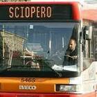Sciopero generale a Roma: metro, bus e ferrovie locali, le corse deviate o cancellate