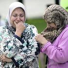 La mamma del ricercato: «Consegnati, l'Islam non è uccidere»