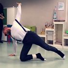 Ivan, il ballerino che combatte la sclerosi danzando, e la sua sorpresa ad una mamma in ospedale Foto
