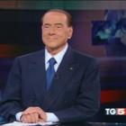 Berlusconi dopo Macerata: "Via 600.000 immigrati, non hanno diritto di restare in Italia. Sono una bomba sociale pronta a esplodere"