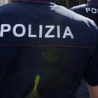Napoli, tentano di rubare un'auto: due arresti 