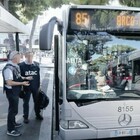 Roma, boom di evasori sugli autobus: «Devono tornare i controllori»
