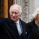 Carlo e Camilla, le premonizioni inquietanti dell’astrologa di Lady Diana e il «momento di gioia»