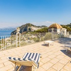 Christian De Sica trasloca: venduta la villa da sogno a Capri per un prezzo da capogiro