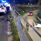 Auto giù dal ponte dopo lo scontro: muore un 40enne, quattro feriti