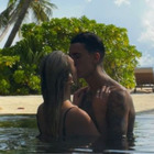 Chanel Totti, a 16 anni pazza d’amore alle Maldive con Cristian Babalus: la foto romantica fa impazzire i fan