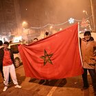 Il Marocco elimina la Spagna, è festa anche in Italia: migliaia in strada, grande gioia (e nessun incidente)