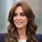 Kate Middleton cambia look, frangia e boccoli anni Settanta. Il parere degli esperti (e cosa significa la nuova pettinatura)