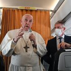 Il Papa chiude il viaggio in Slovacchia e parla alla stampa in aereo